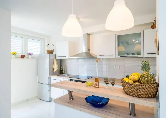 Katarina Sea View Apartmán *