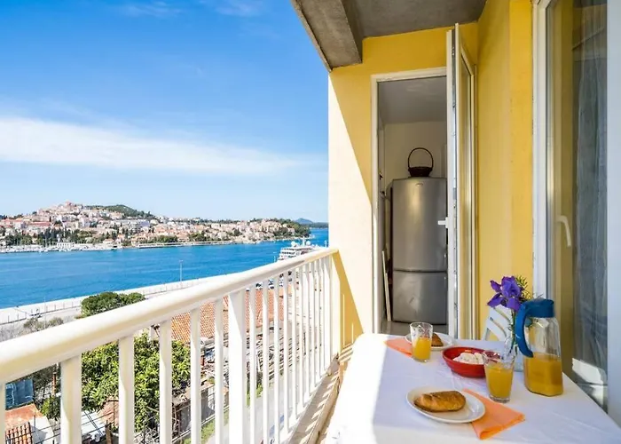 Katarina Sea View Apartmán *